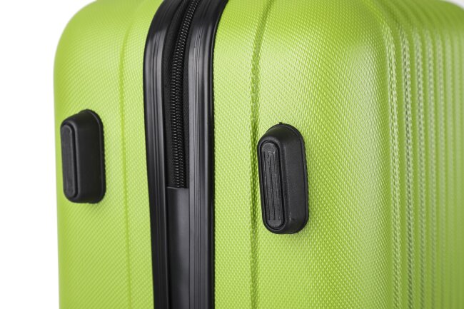 Чемодан Краби L зелёный